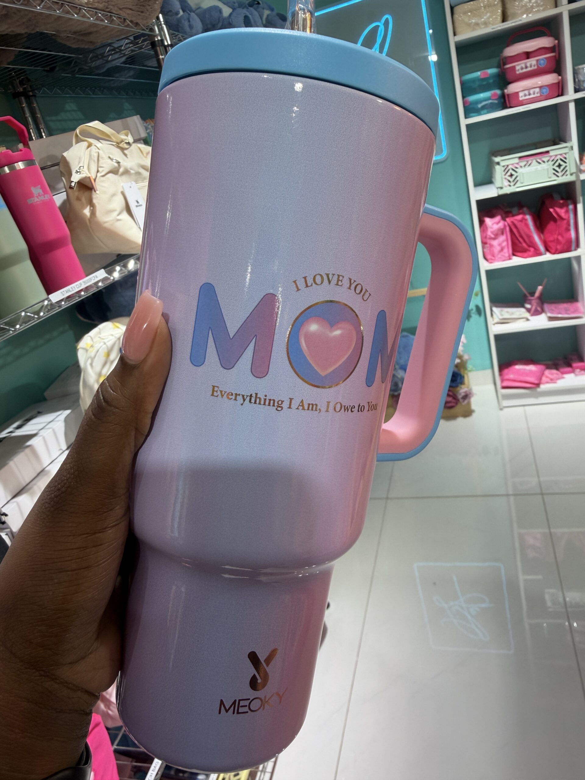 Meoky Mom – Image 2