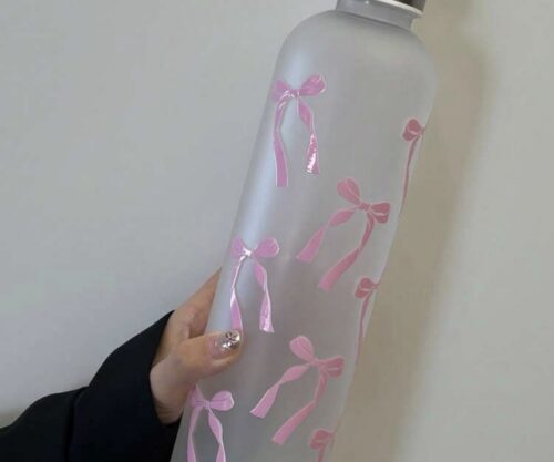 Bouteille “Just a Girl”