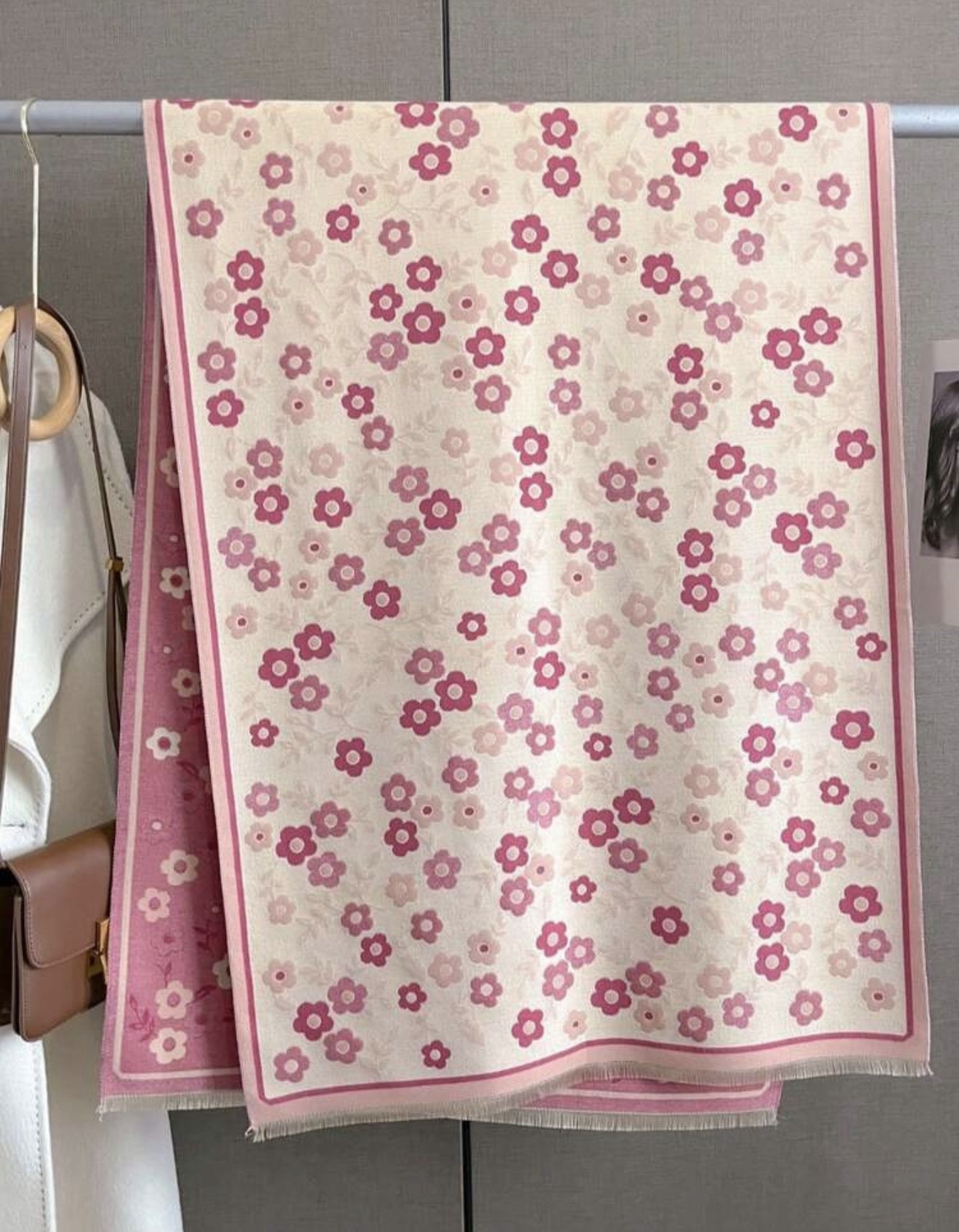 Foulard fleuri girly – Image 3